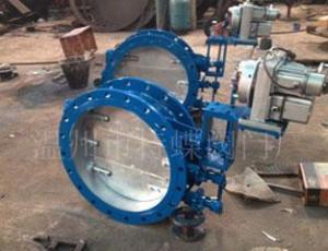 Electric circular shutter type butterfly valve adjustment