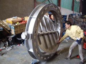 The circular butterfly valve with high temperature lap